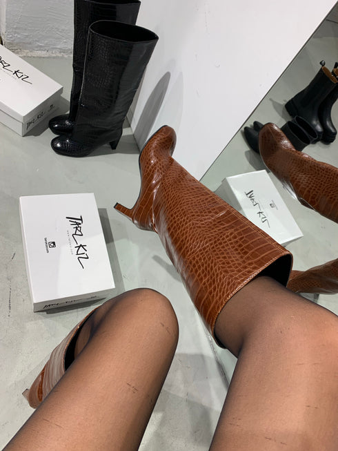 SALAS KAHVE BOL DİZ ALTI ÇİZME